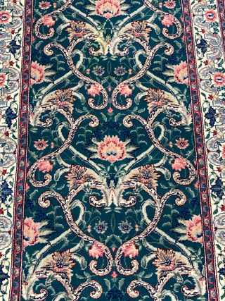 Chinese Veramin Runner. 2'6''x25'