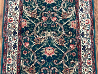 Chinese Veramin Runner. 2'6''x25'