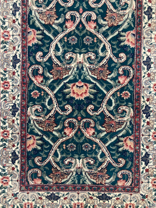Chinese Veramin Runner. 2'7''x22'3''