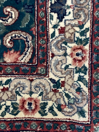 Chinese Veramin Runner. 2'7''x22'3''